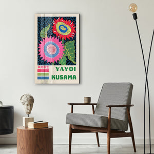 Artdesigna tarafından üretilen Yayoi Kusama soyut fırça cam duvar tablosu, canlı Japon pop art tasarımını şeffaf cam panel üzerinde sunar.