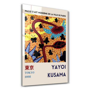 Artdesigna tarafından üretilen Yayoi Kusama soyut fırça cam duvar tablosu, canlı Japon pop art tasarımını şeffaf cam panel üzerinde sunar.