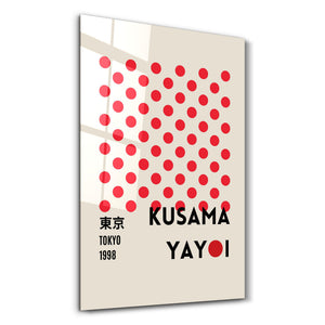 Artdesigna tarafından üretilen Yayoi Kusama soyut fırça cam duvar tablosu, canlı Japon pop art tasarımını şeffaf cam panel üzerinde sunar.