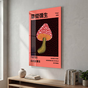 Artdesigna tarafından üretilen Yayoi Kusama soyut fırça cam duvar tablosu, canlı Japon pop art tasarımını şeffaf cam panel üzerinde sunar.