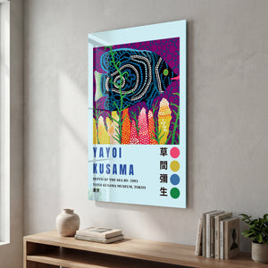 Artdesigna tarafından üretilen Yayoi Kusama soyut fırça cam duvar tablosu, canlı Japon pop art tasarımını şeffaf cam panel üzerinde sunar.