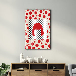 Artdesigna tarafından üretilen Yayoi Kusama soyut fırça cam duvar tablosu, canlı Japon pop art tasarımını şeffaf cam panel üzerinde sunar.