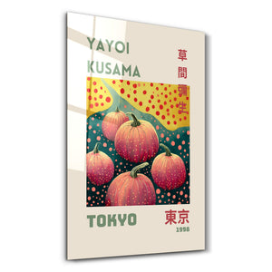 Artdesigna tarafından üretilen Yayoi Kusama soyut fırça cam duvar tablosu, canlı Japon pop art tasarımını şeffaf cam panel üzerinde sunar.