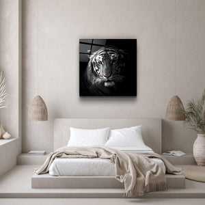 Silent Strength | Glass Wall Art - Artdesigna