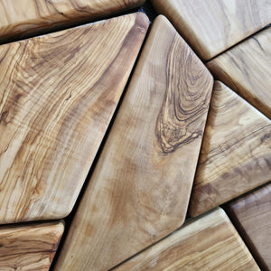 Handmade olive wood geometric square wall sculpture by Artdesigna, featuring natural wood grain and modern wooden wall art design.